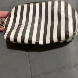Henri Bandel makeup bag, upper zipper,never used, no scratches